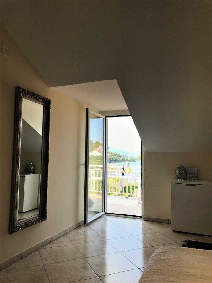 Apartmani Fortuna Lumbarda Luaran gambar