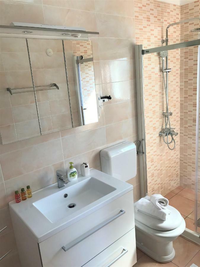 Apartmani Fortuna Lumbarda Luaran gambar