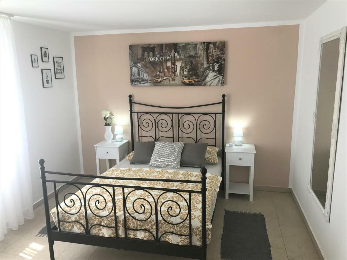 Apartmani Fortuna Lumbarda Luaran gambar